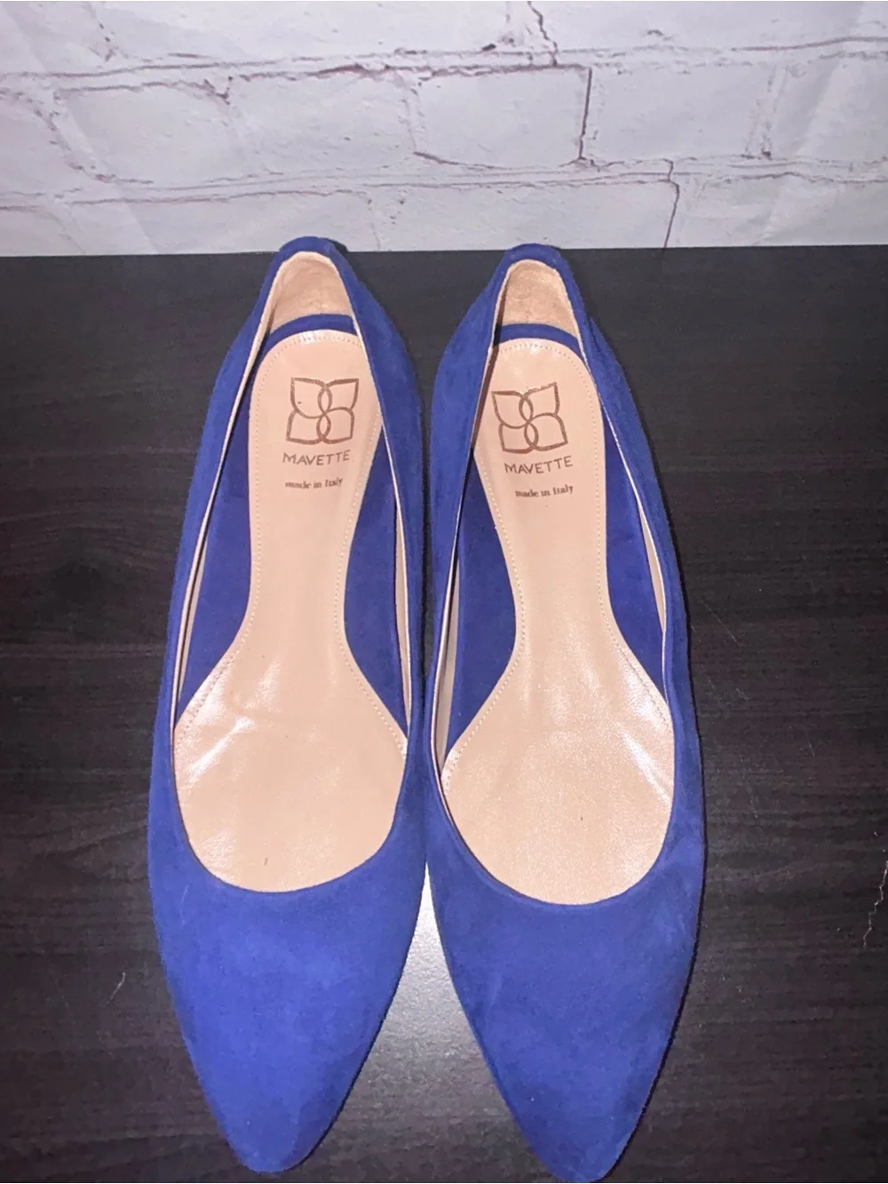 Mavette Suede Pointed Flats size 7.5